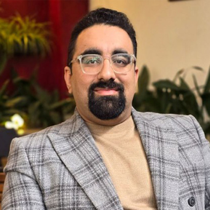 نیما ملاکی